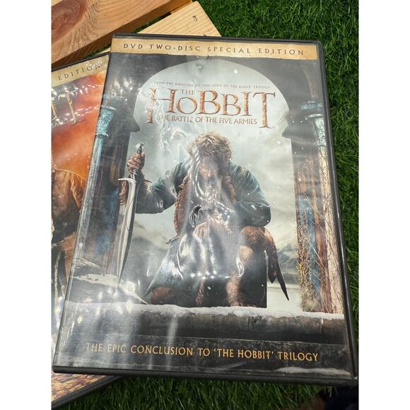 The Hobbit: The Motion Picture Trilogy (DVD) - 3Pack - Picture 3 of 10